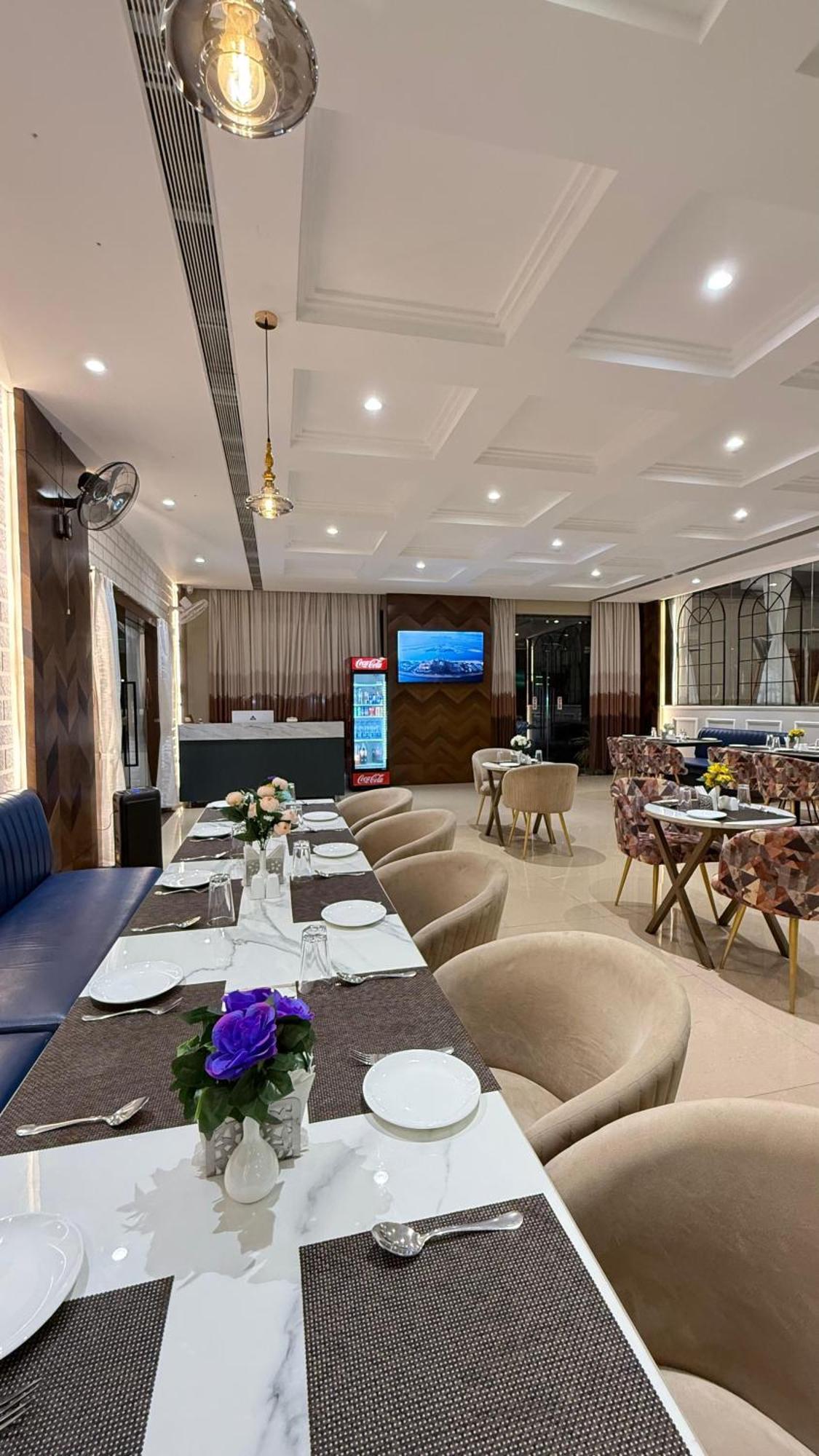 Bilāspur Hotel Emperor Paradise מראה חיצוני תמונה